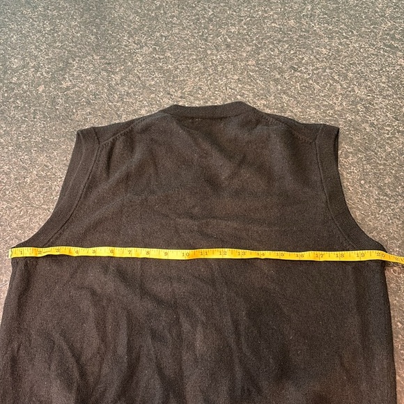 Men’s TURNBURY MERINO WOOL VEST - Picture 4 of 5